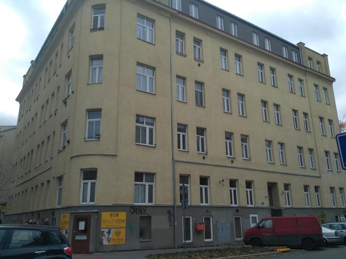 Apartment Stankova Brno Exteriör bild